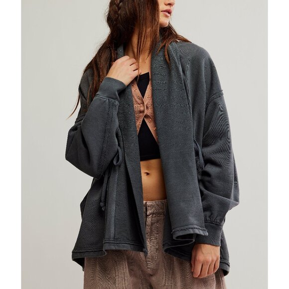 🆕 FREE PEOPLE Boothbay Sweatshirt / Washed Black - Picture 1 of 6